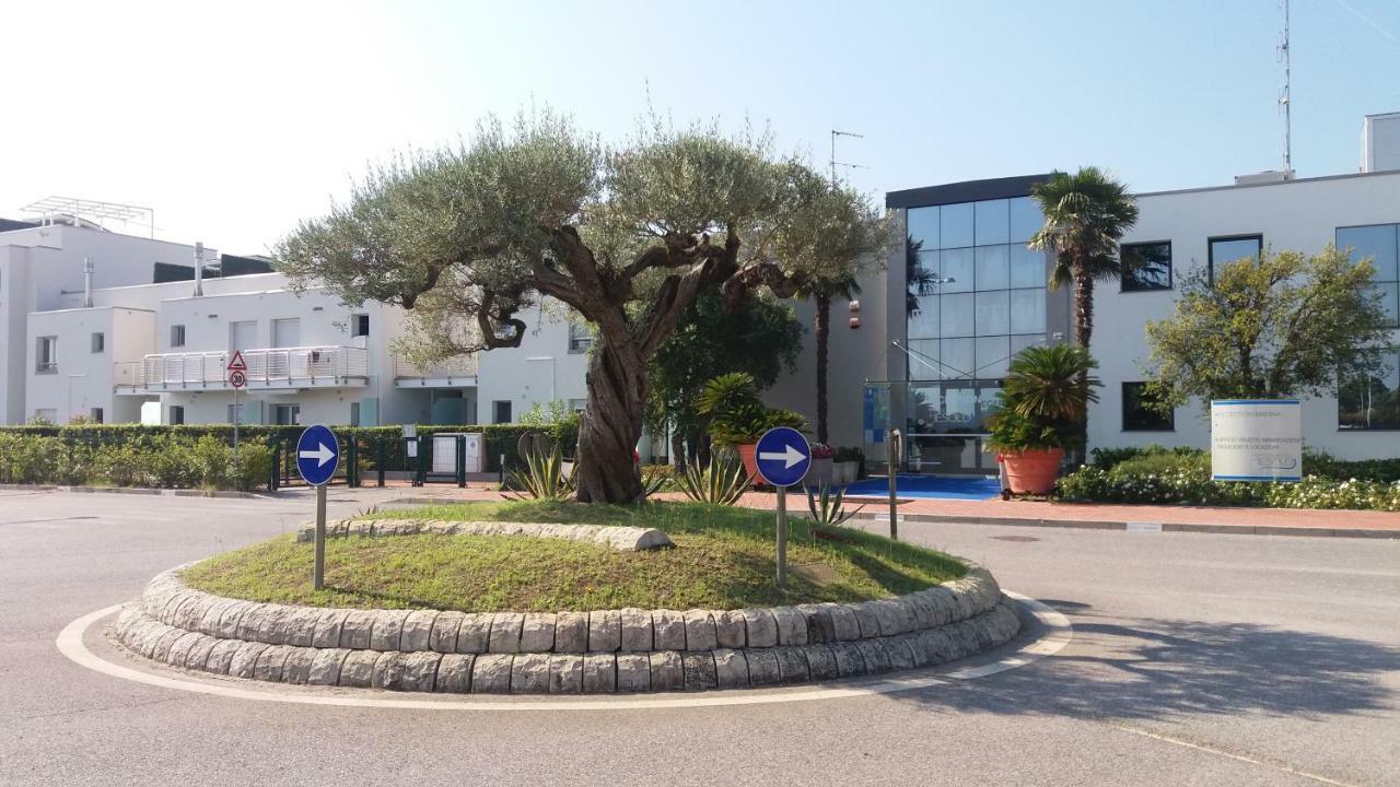 Mare E Laguna Apartment *